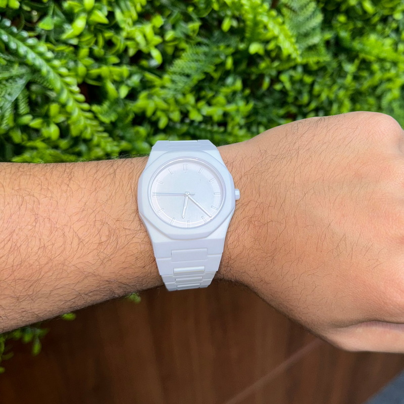 Reloj Phantom Blanco – Distinción y Precisión Diaria w2