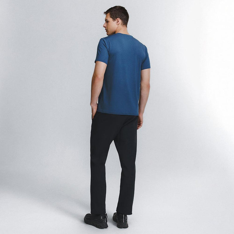 Remera Tech T-Shirt® de Hombre Concept – Confort y Estilo Futurista azul marino