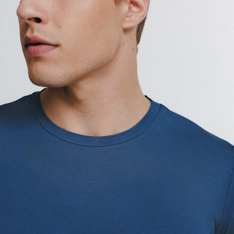 Remera Tech T-Shirt® de Hombre Concept – Confort y Estilo Futurista azul marino 4