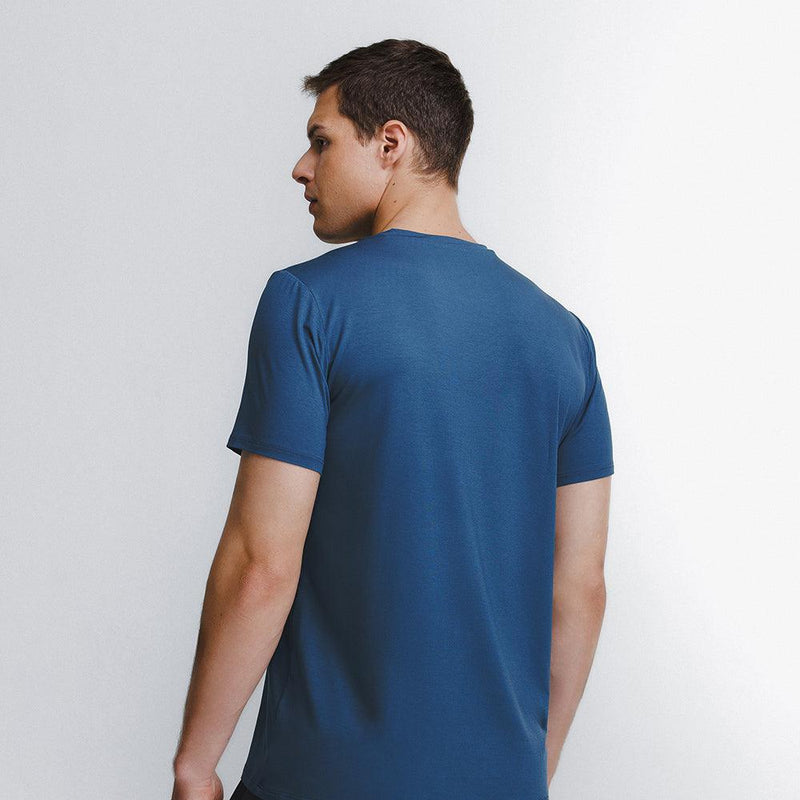 Remera Tech T-Shirt® de Hombre Concept – Confort y Estilo Futurista azul marino 