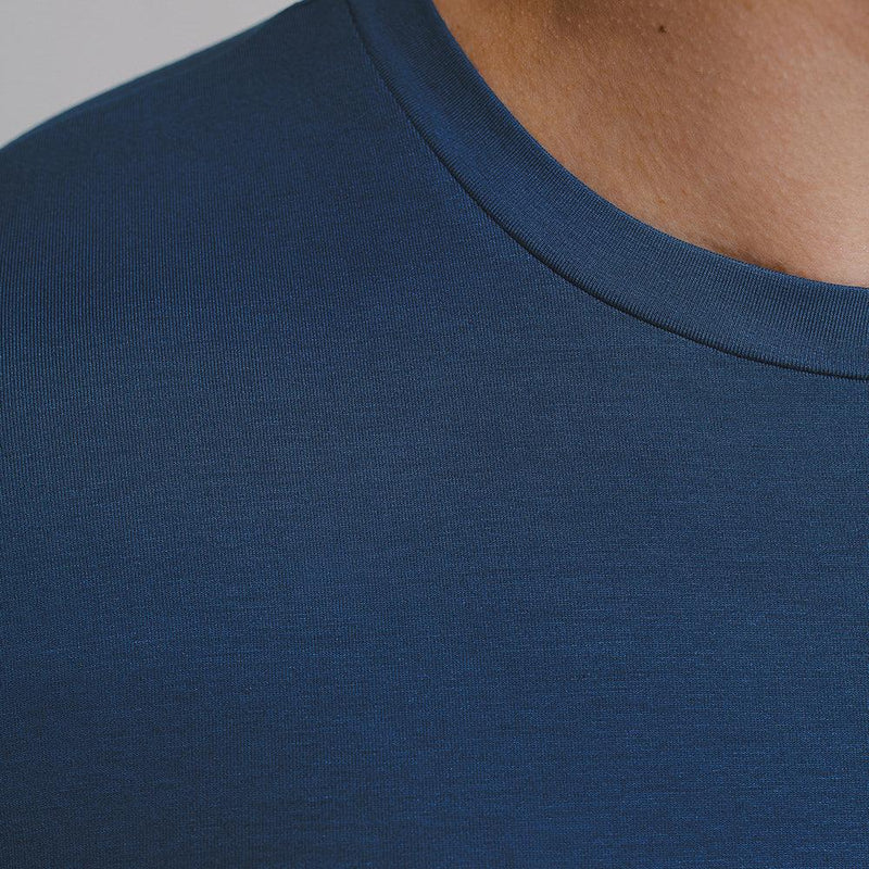 Remera Tech T-Shirt® de Hombre Concept – Confort y Estilo Futurista azul marino 7