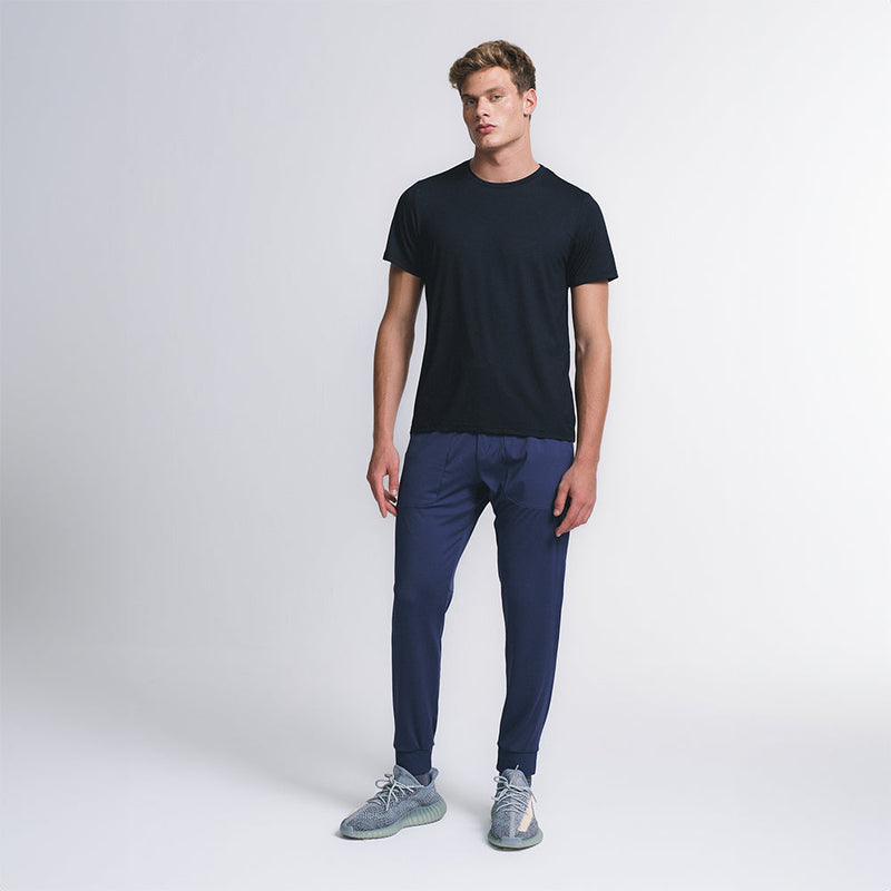 Remera Tech T-Shirt® de Hombre Concept – Confort y Estilo Futurista negro